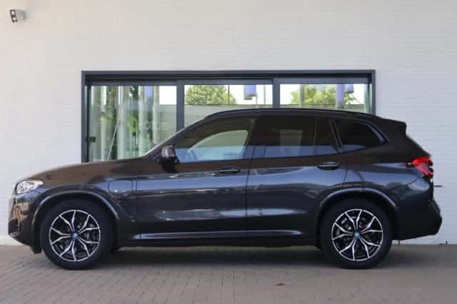 BMW X3 (2021) thumbnail 5