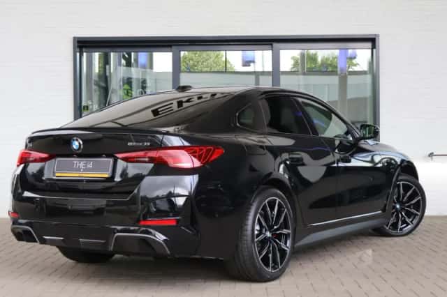 BMW i4 (2026) thumbnail 2