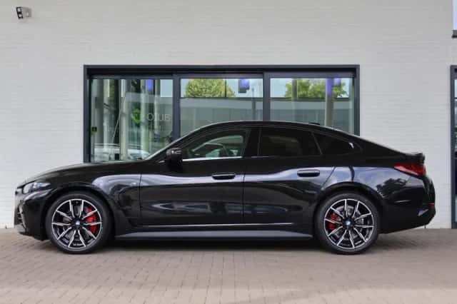BMW i4 (2026) thumbnail 5