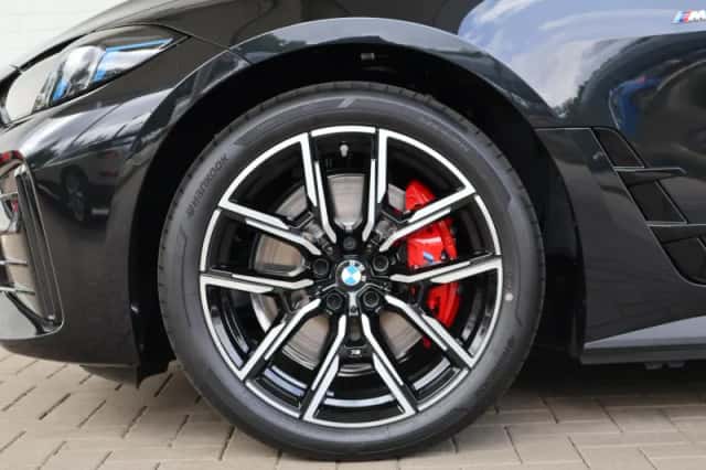 BMW i4 (2026) thumbnail 6