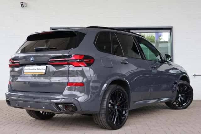 BMW X5 (2026) thumbnail 2