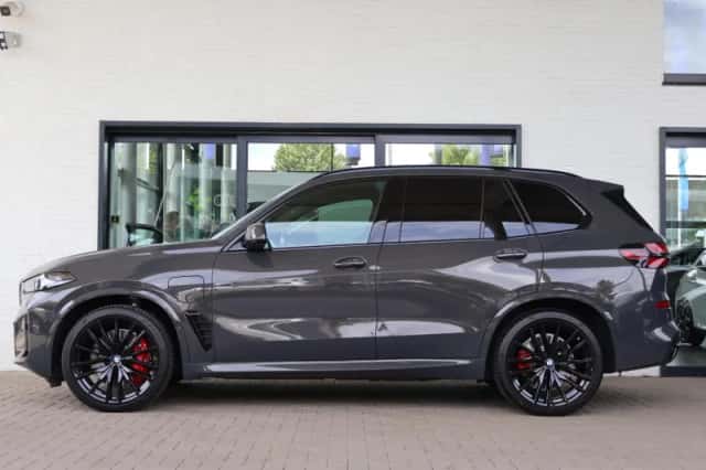BMW X5 (2026) thumbnail 5