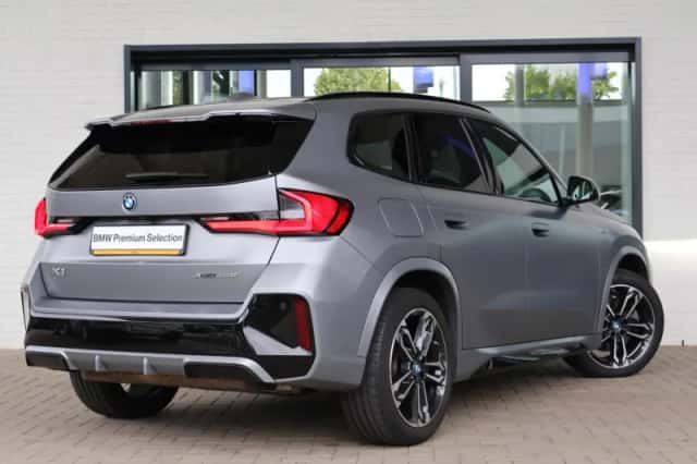 BMW X1 (2023) thumbnail 2