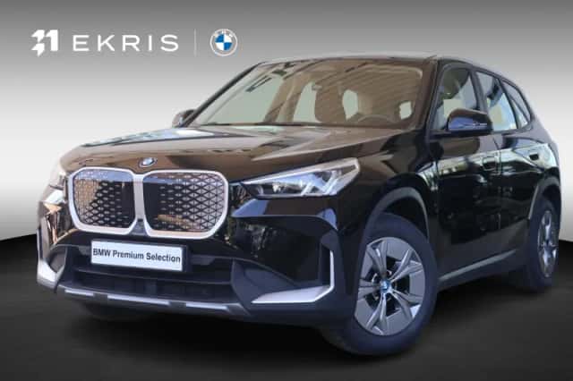 BMW iX1 (2024) thumbnail 1