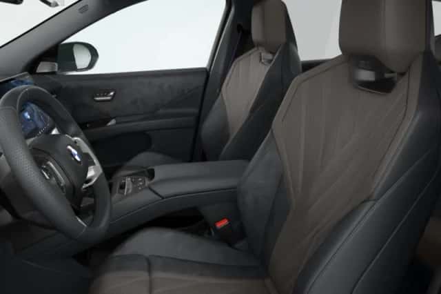 BMW iX3 (2026) thumbnail 4