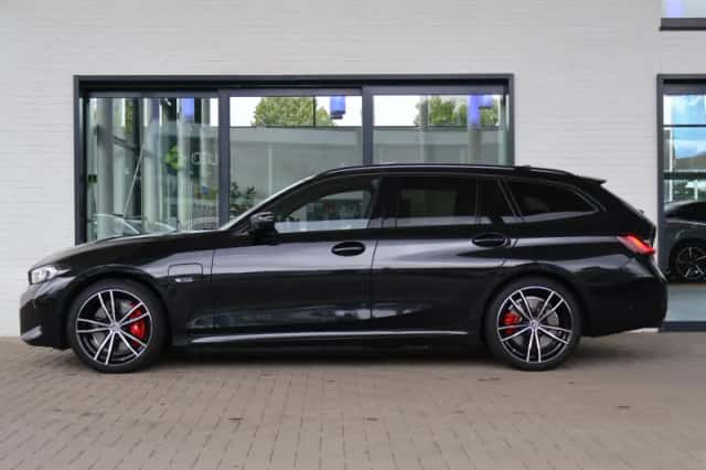 BMW 3-Serie (2023) thumbnail 5