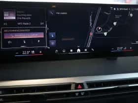 BMW iX (2025) thumbnail 14