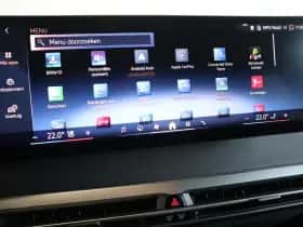 BMW iX (2025) thumbnail 16