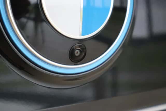 BMW iX (2025) thumbnail 30