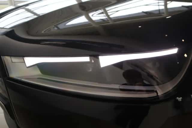 BMW iX (2025) thumbnail 31