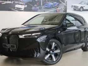 BMW iX (2025) thumbnail 31