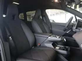 BMW iX (2025) thumbnail 9