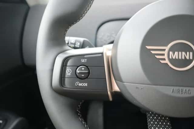 MINI Countryman (2025) thumbnail 13