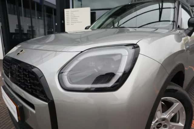 MINI Countryman (2025) thumbnail 4