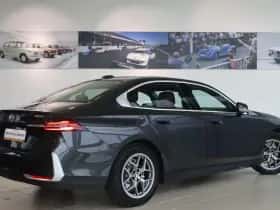 BMW 5-Serie (2024) thumbnail 2