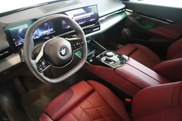 BMW 5-Serie (2024) thumbnail 8
