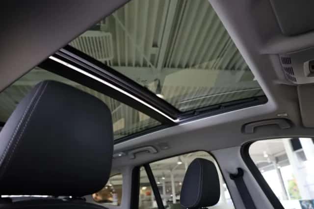 BMW X1 (2019) thumbnail 23
