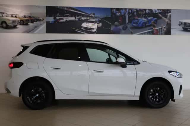 BMW 2-Serie (2023) thumbnail 3