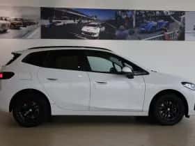 BMW 2-Serie (2023) thumbnail 3