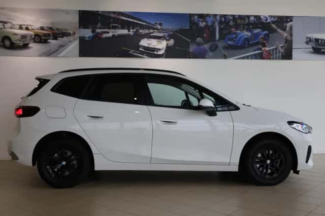 BMW 2-Serie (2023) thumbnail 3