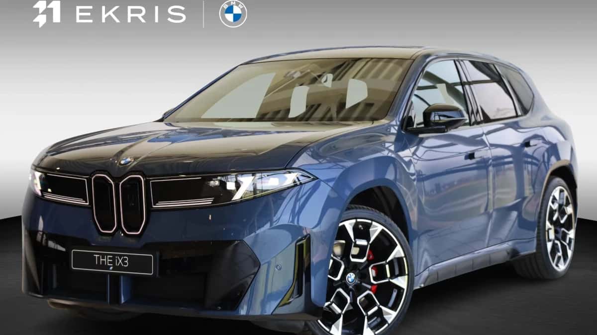 BMW iX3 (2026) — foto 1