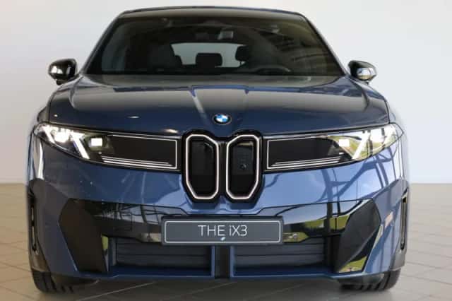 BMW iX3 (2026) thumbnail 4