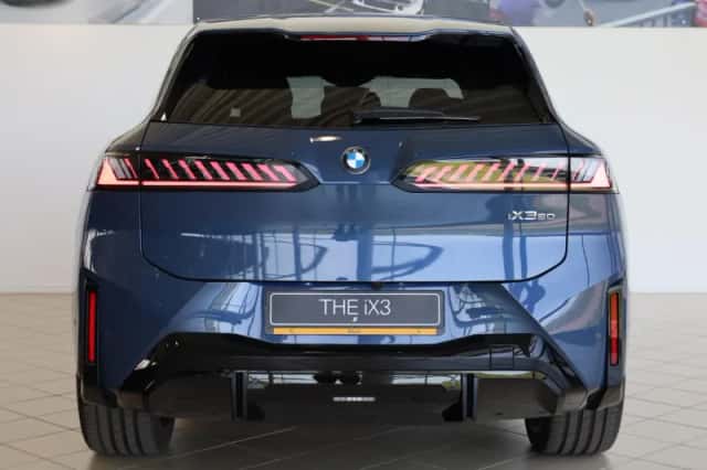 BMW iX3 (2026) thumbnail 5