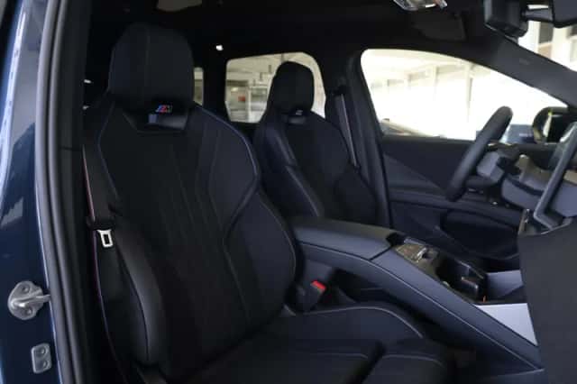 BMW iX3 (2026) thumbnail 8