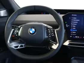 BMW iX3 (2026) thumbnail 10
