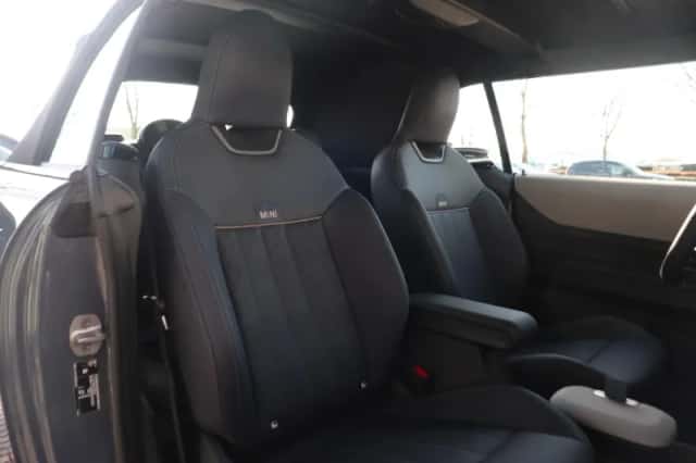 MINI Cabrio Cooper (2026) thumbnail 17