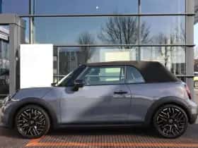 MINI Cabrio Cooper (2026) thumbnail 5