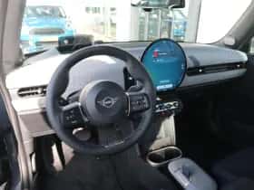 MINI Cabrio Cooper (2026) thumbnail 9