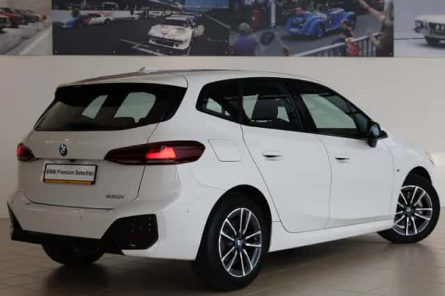 BMW 2-Serie (2025) thumbnail 2