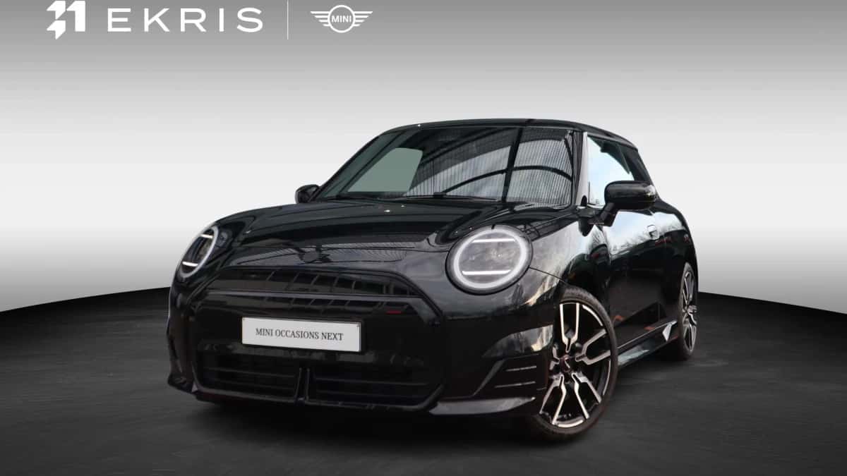 MINI Cooper (2024) — foto 1