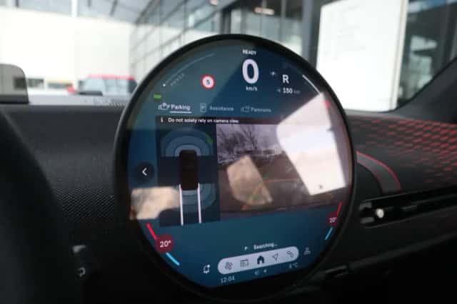 MINI Cooper (2024) thumbnail 19