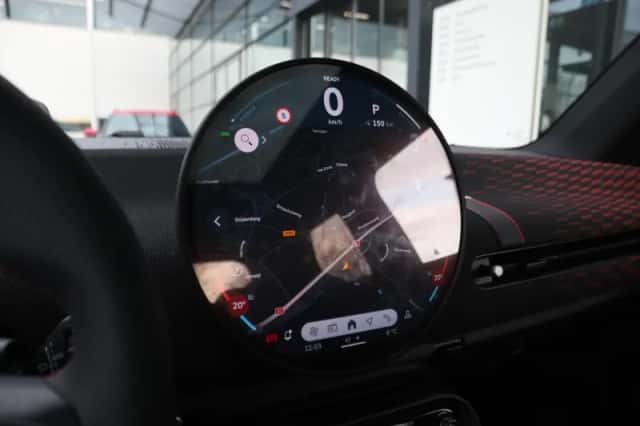 MINI Cooper (2024) thumbnail 20