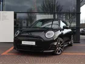 MINI Cooper (2024) thumbnail 25