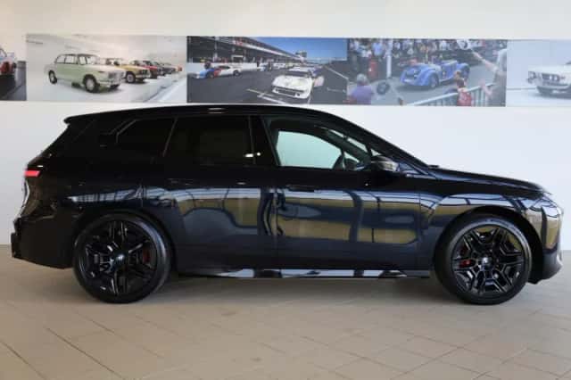 BMW iX (2026) thumbnail 3