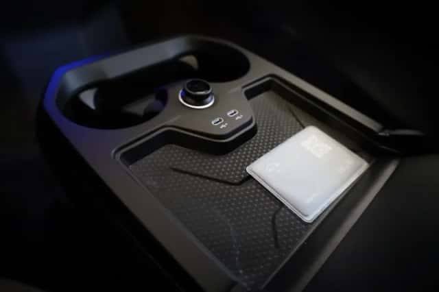 BMW iX (2026) thumbnail 21
