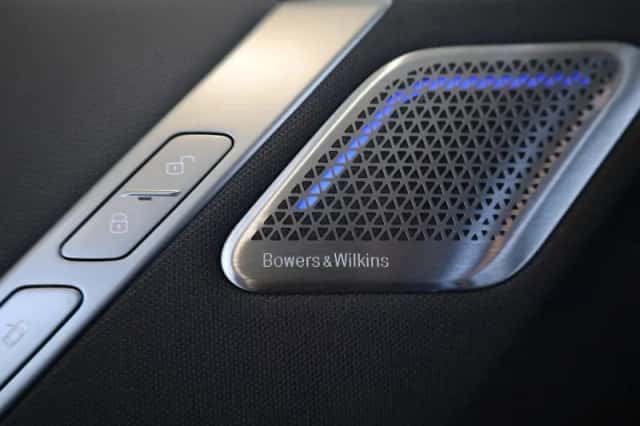 BMW iX (2026) thumbnail 24