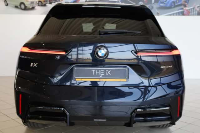 BMW iX (2026) thumbnail 4