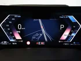BMW X5 (2024) thumbnail 12