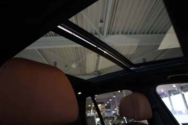 BMW X5 (2024) thumbnail 29