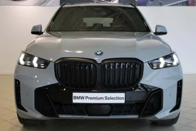 BMW X5 (2024) thumbnail 4