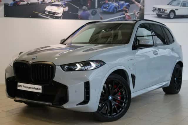 BMW X5 (2024) thumbnail 37