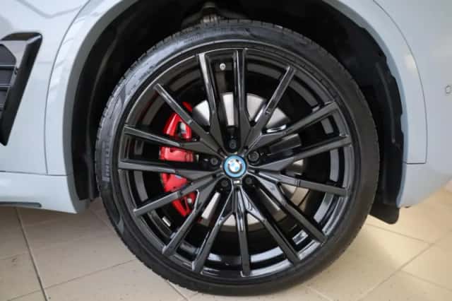 BMW X5 (2024) thumbnail 7