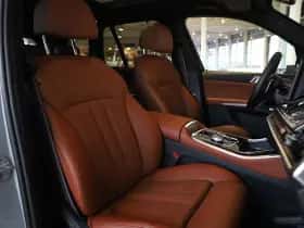 BMW X5 (2024) thumbnail 8