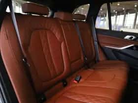 BMW X5 (2024) thumbnail 9