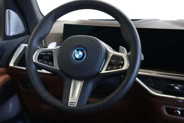 BMW X5 (2025) thumbnail 12