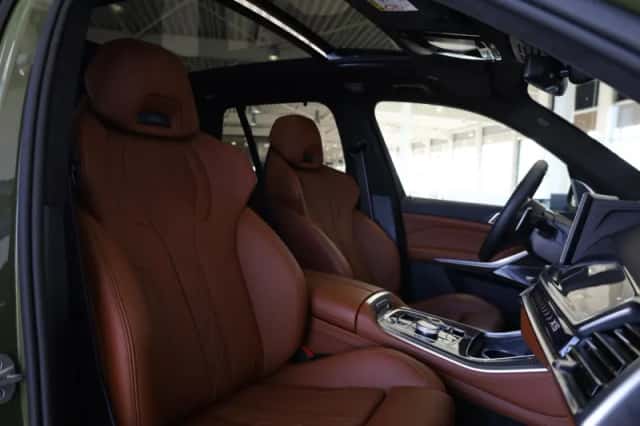 BMW X5 (2025) thumbnail 9